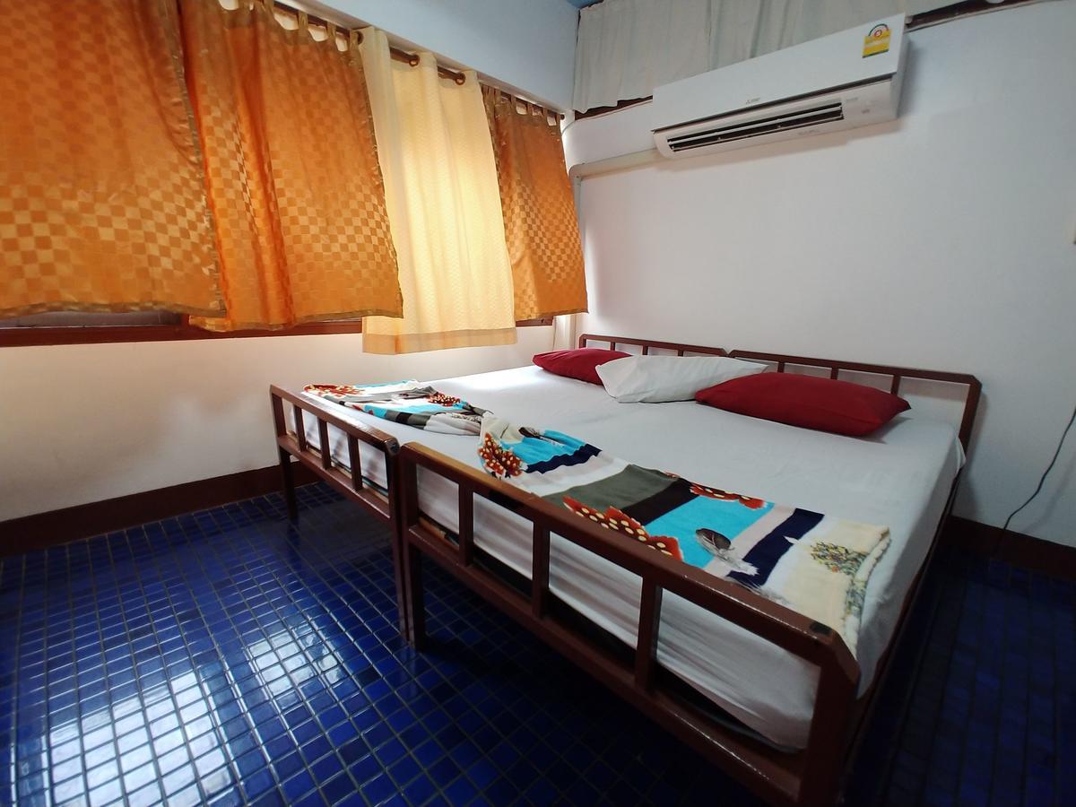 Prasuri Guest House Bangkok Exterior foto