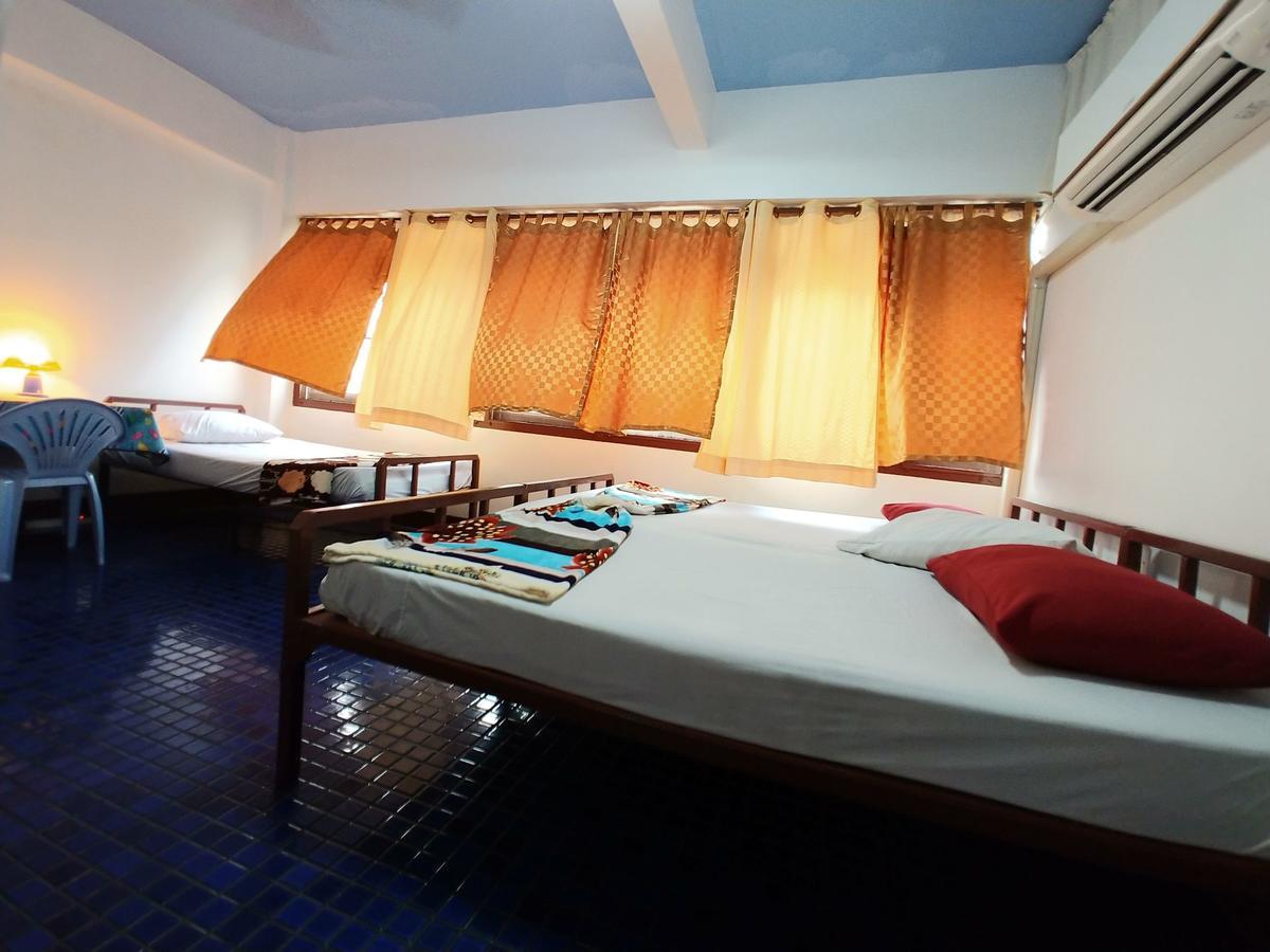 Prasuri Guest House Bangkok Exterior foto