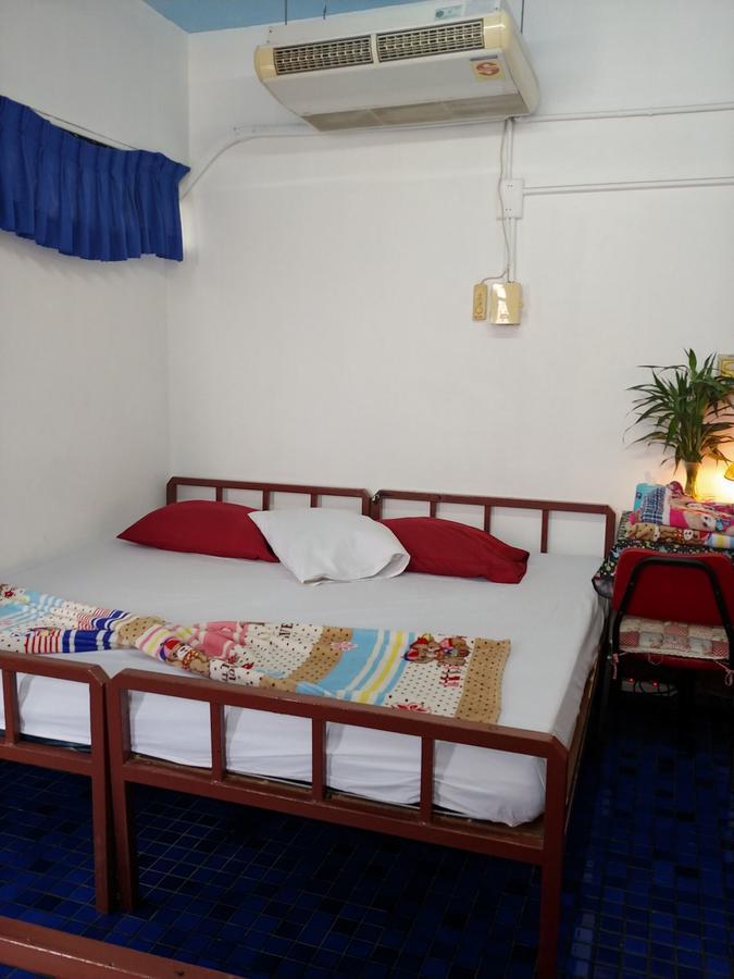 Prasuri Guest House Bangkok Exterior foto
